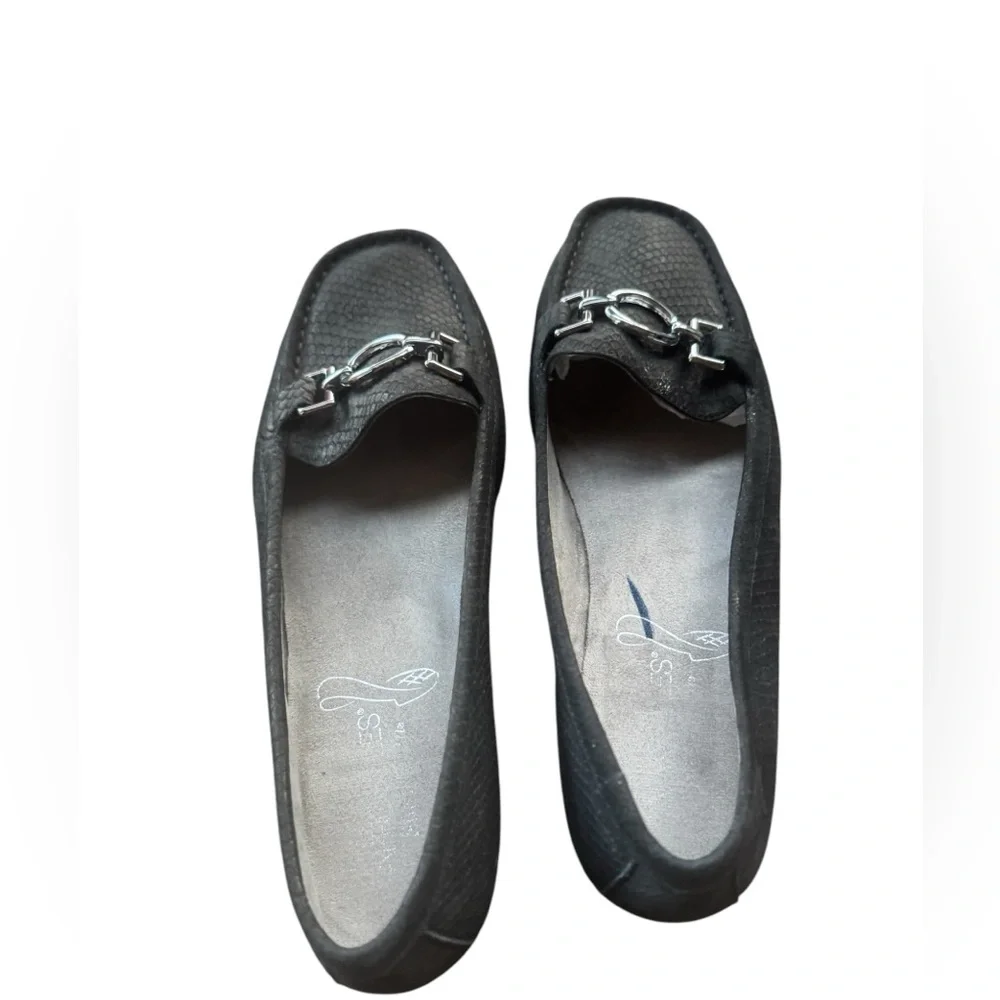 AEROSOLES DEANNA Comfortable Women's Loafer.